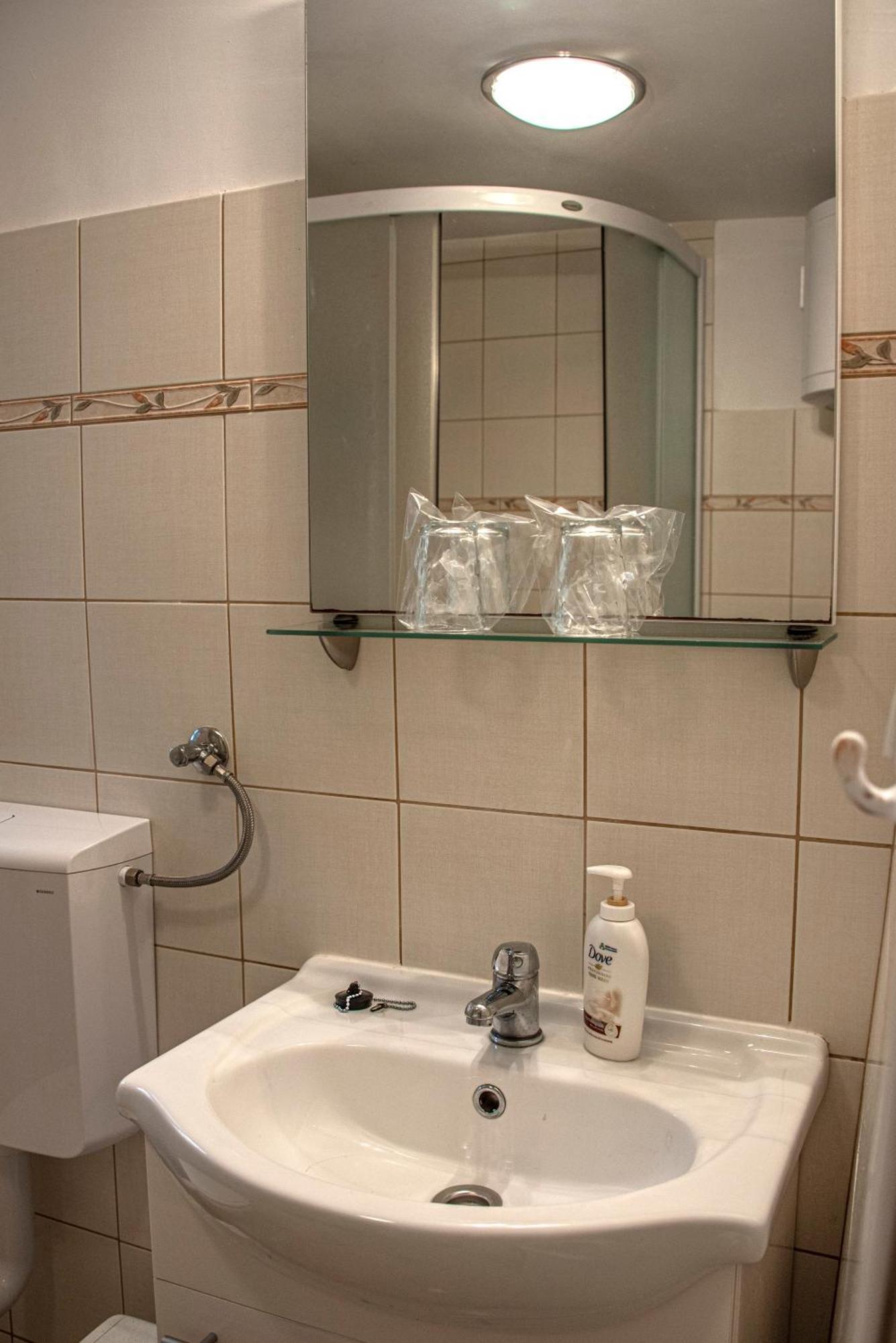 Apartman Nives Lubenice Exterior photo
