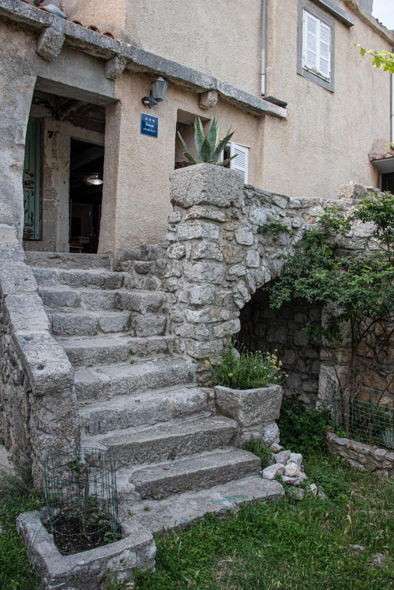 Apartman Nives Lubenice Exterior photo